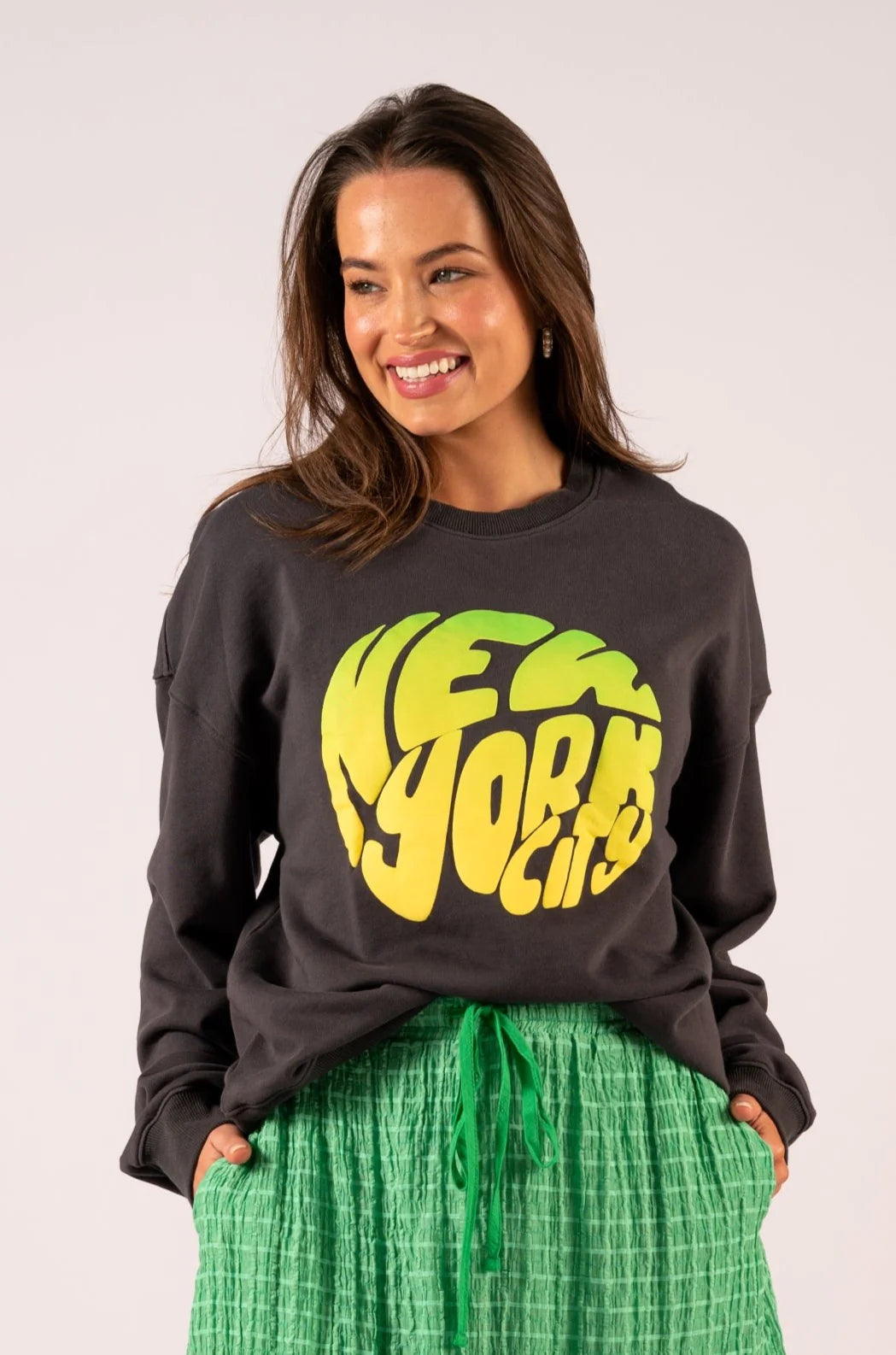 Chelsea Vintage Sweat - Washed Black New York City