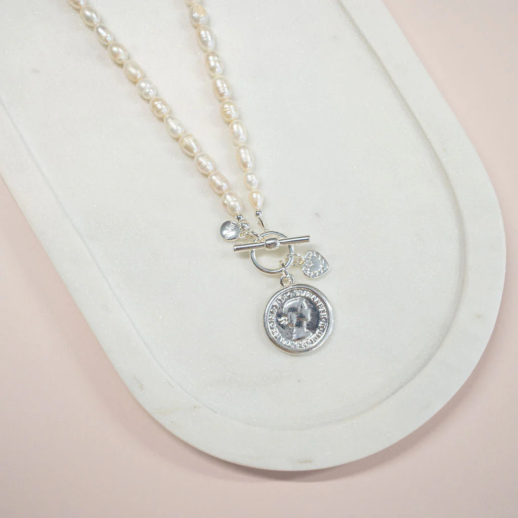 Silver Coin and Fresh Water Pearl Short Necklace