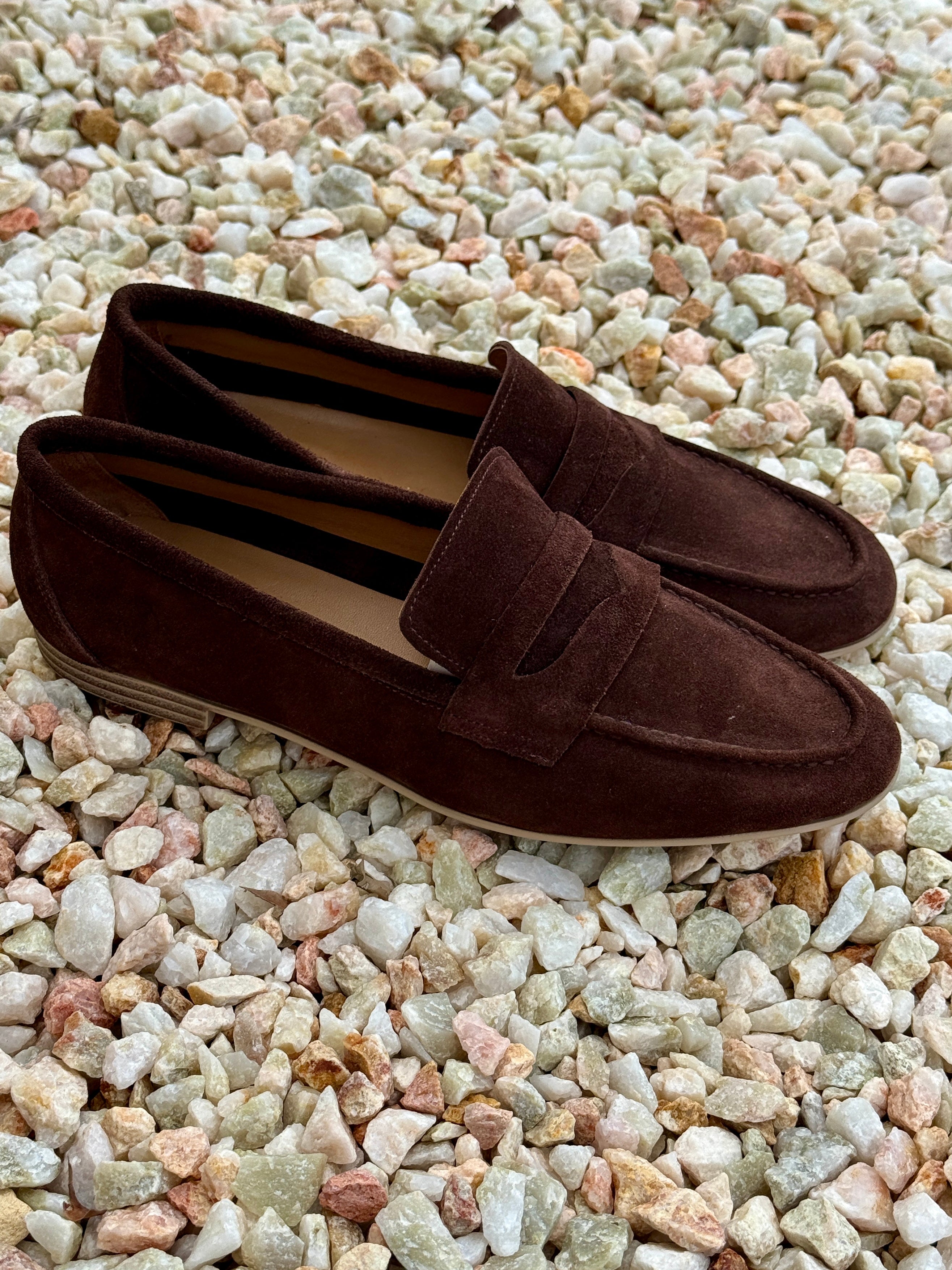 Luna Sole Alicia Loafer - Brown Suede