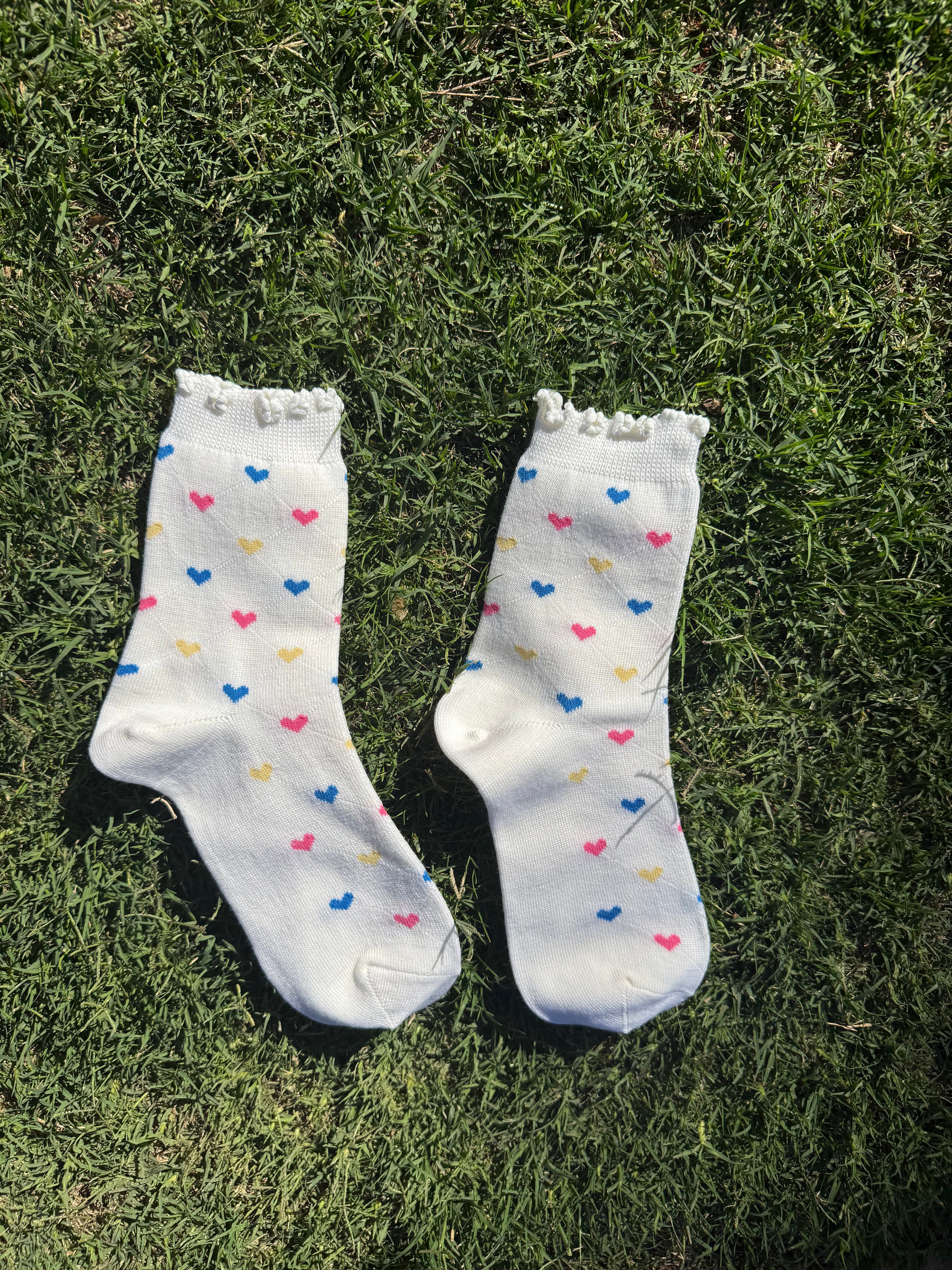 Scalloped Wool Socks - Heart