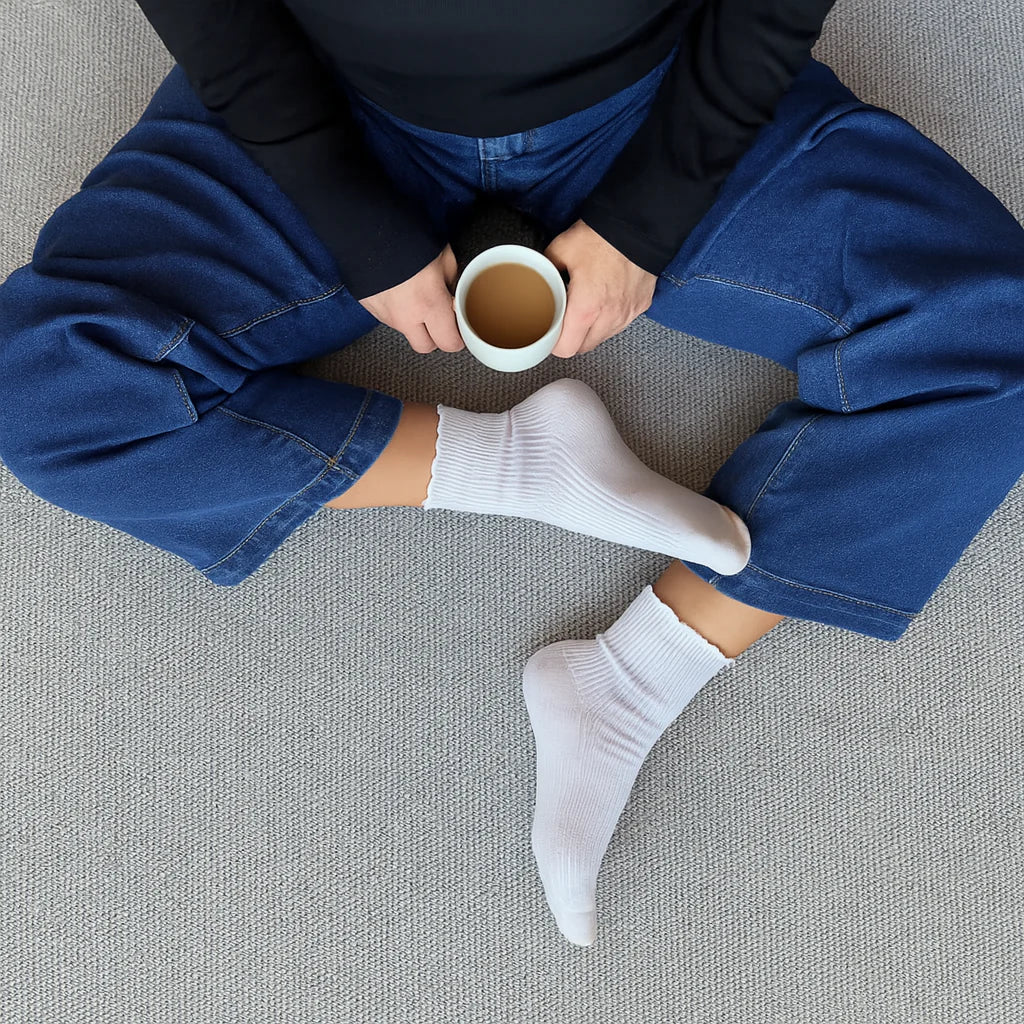 Scalloped Wool Socks - Cream
