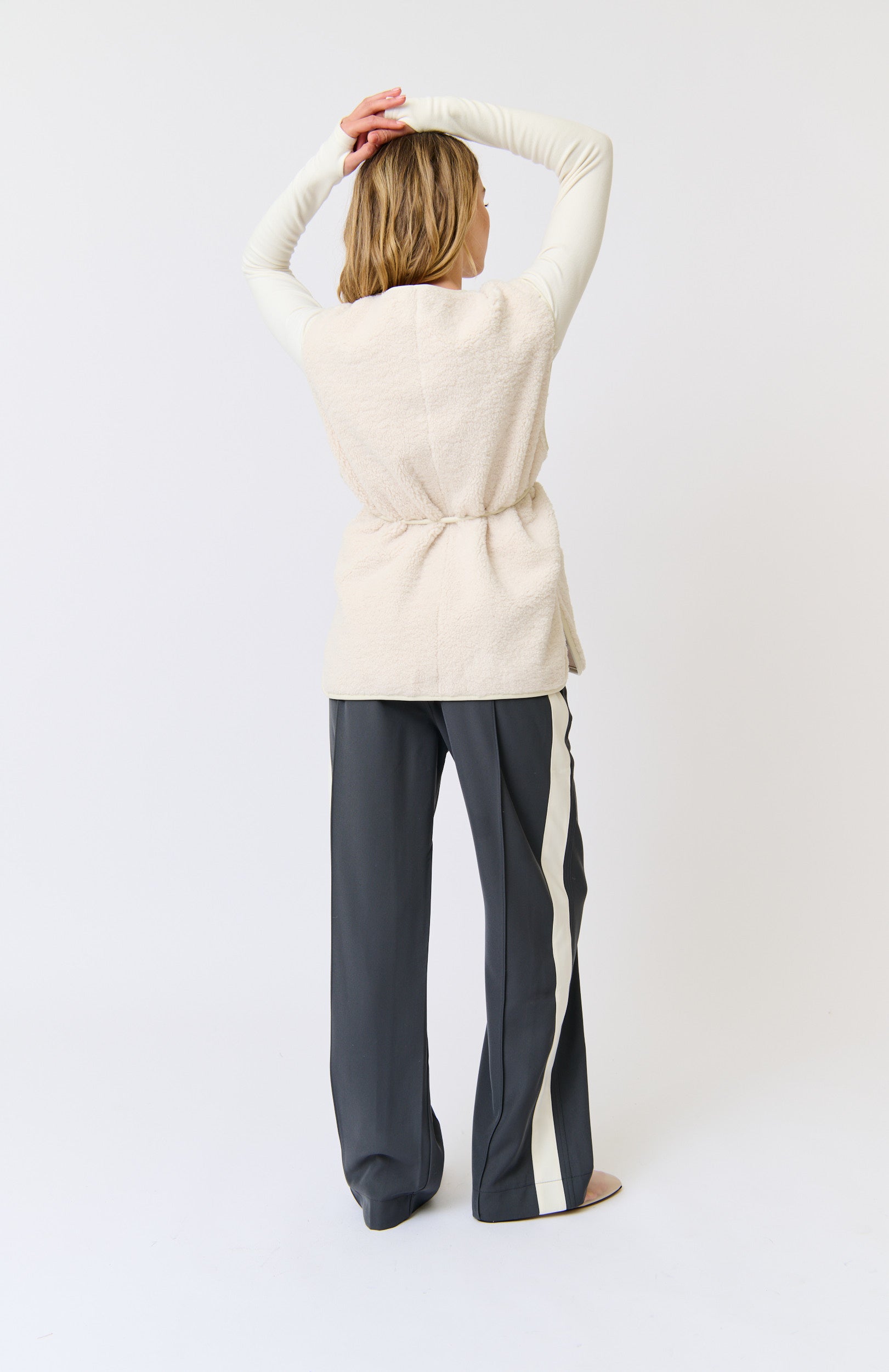 Luka Vest