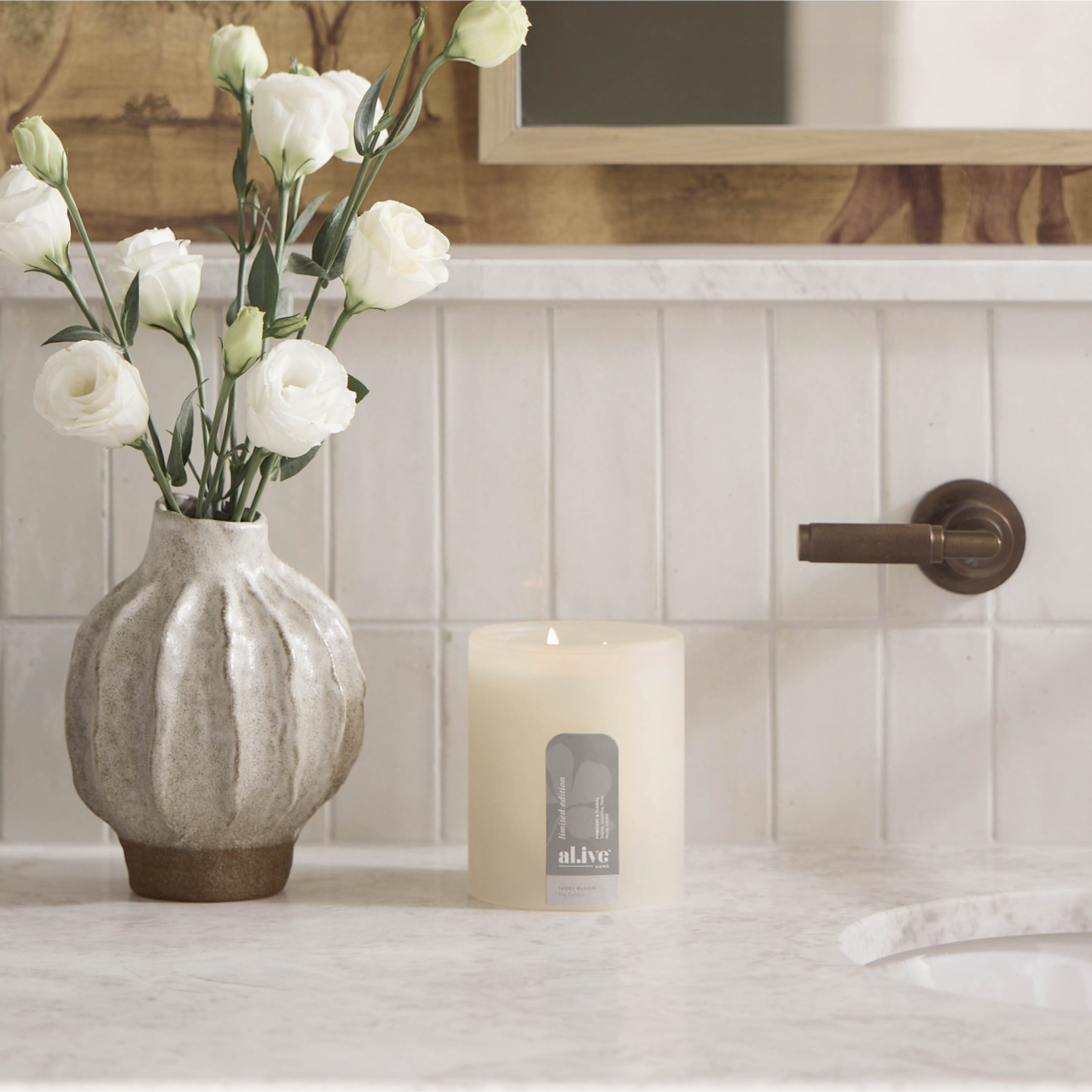 AL.IVE Soy Candle - Ivory Bloom