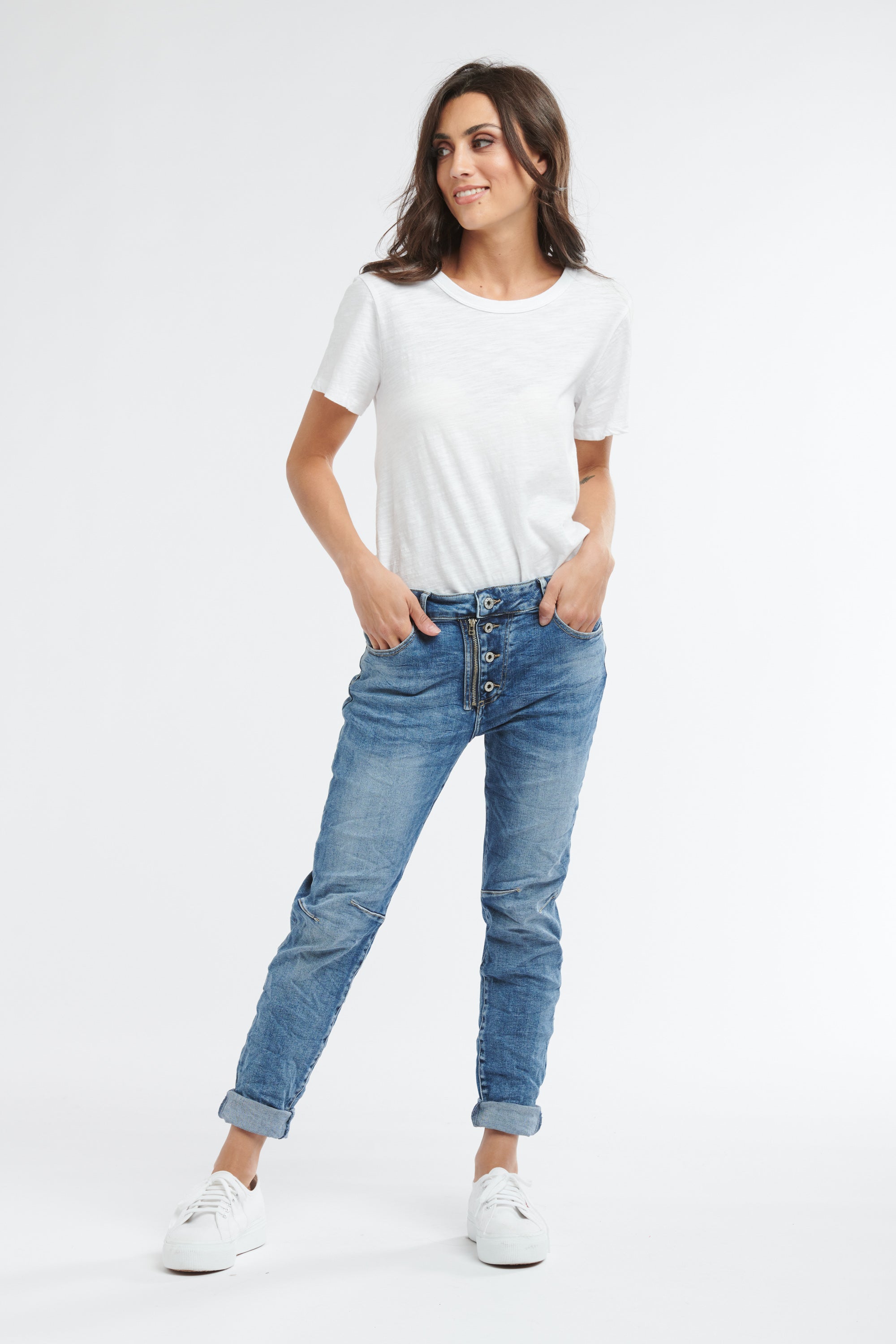 New Classic Button Jeans