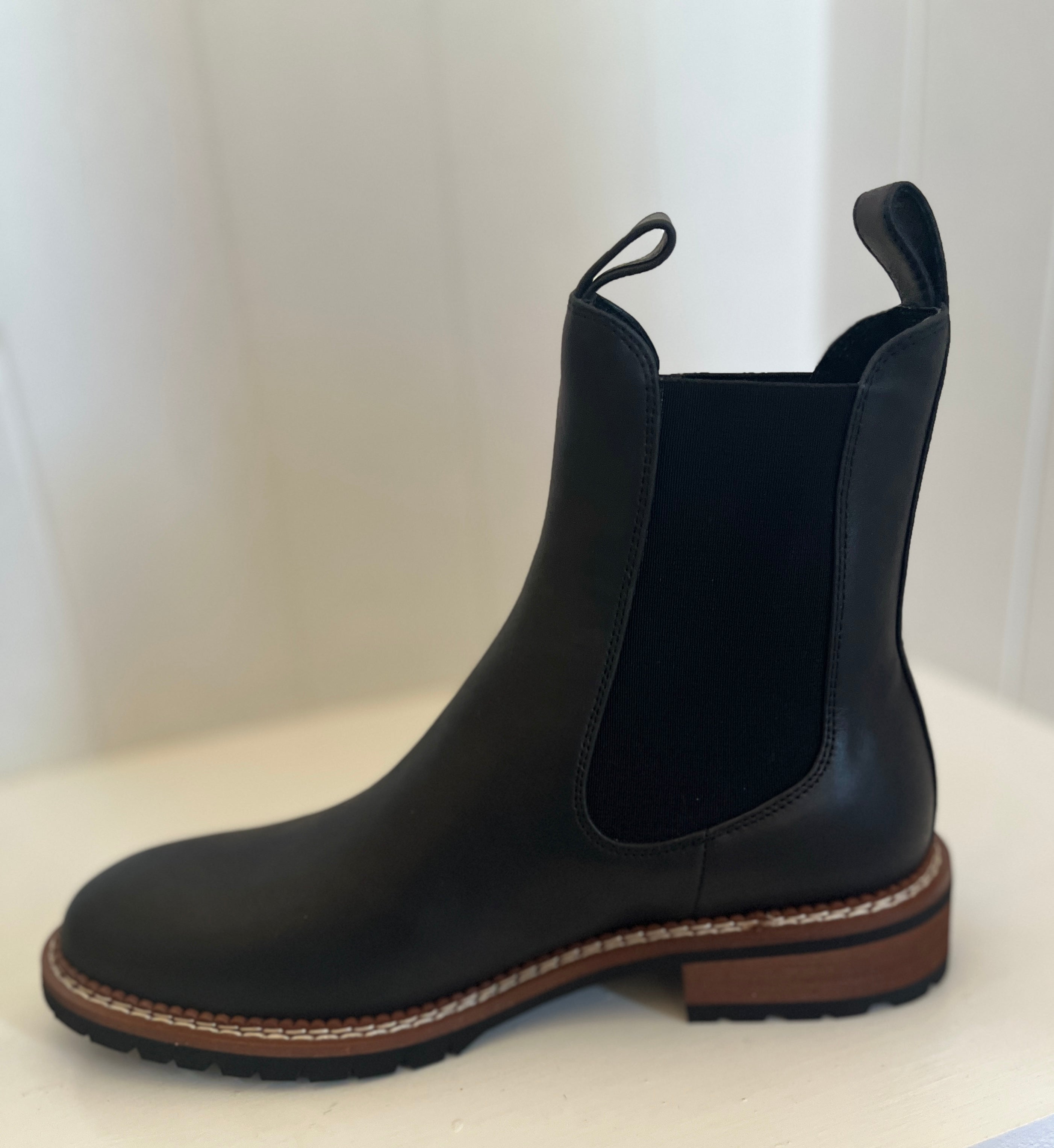 Roccom Leather Ankle Boots