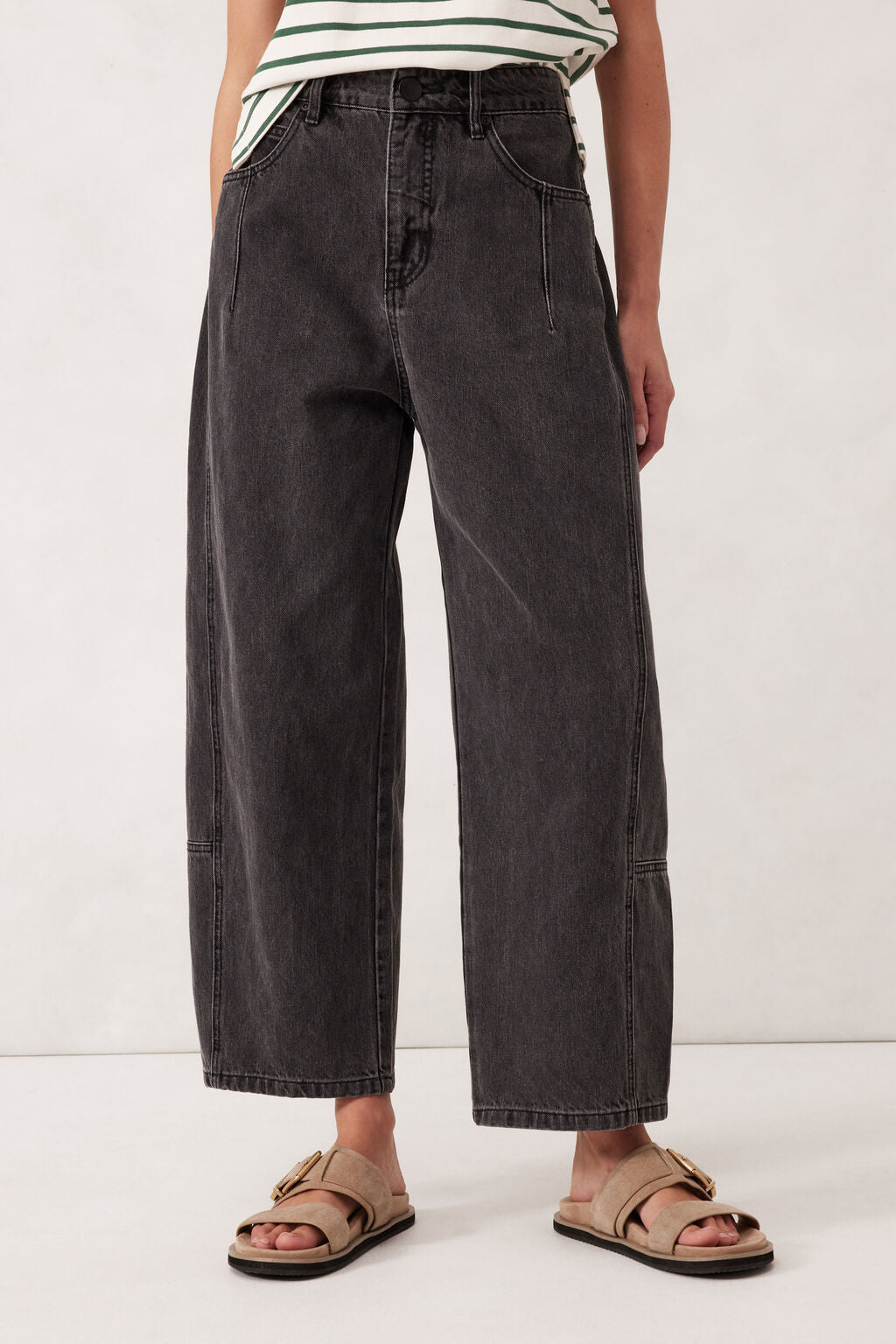 Darted Barrel Jean