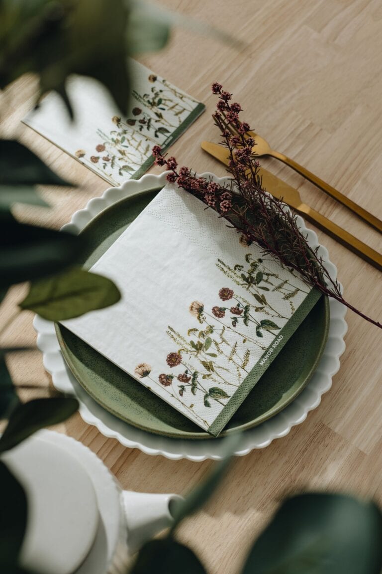Manor Road Wildflower Napkins - Luncheon
