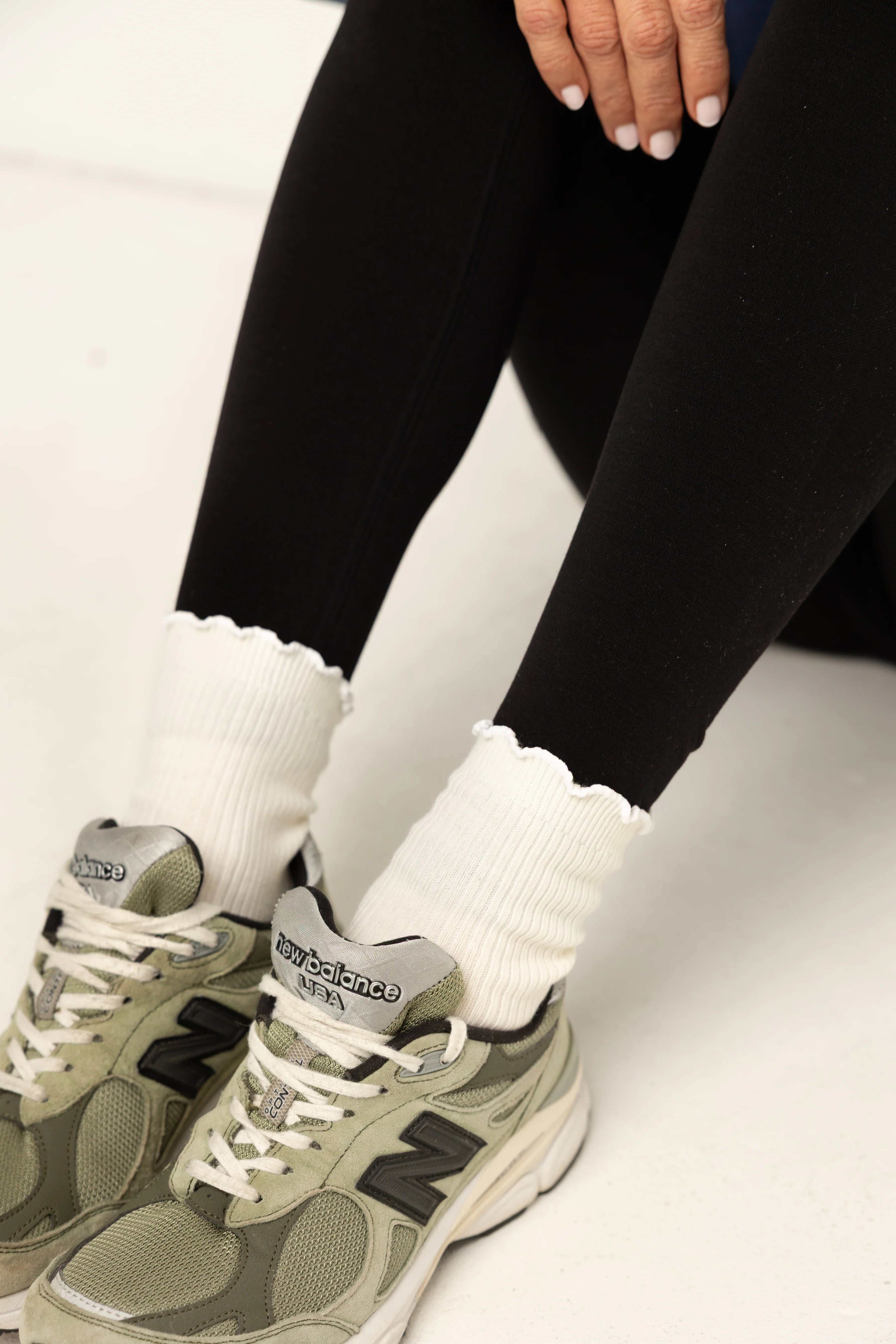 Scalloped Wool Socks - Cream