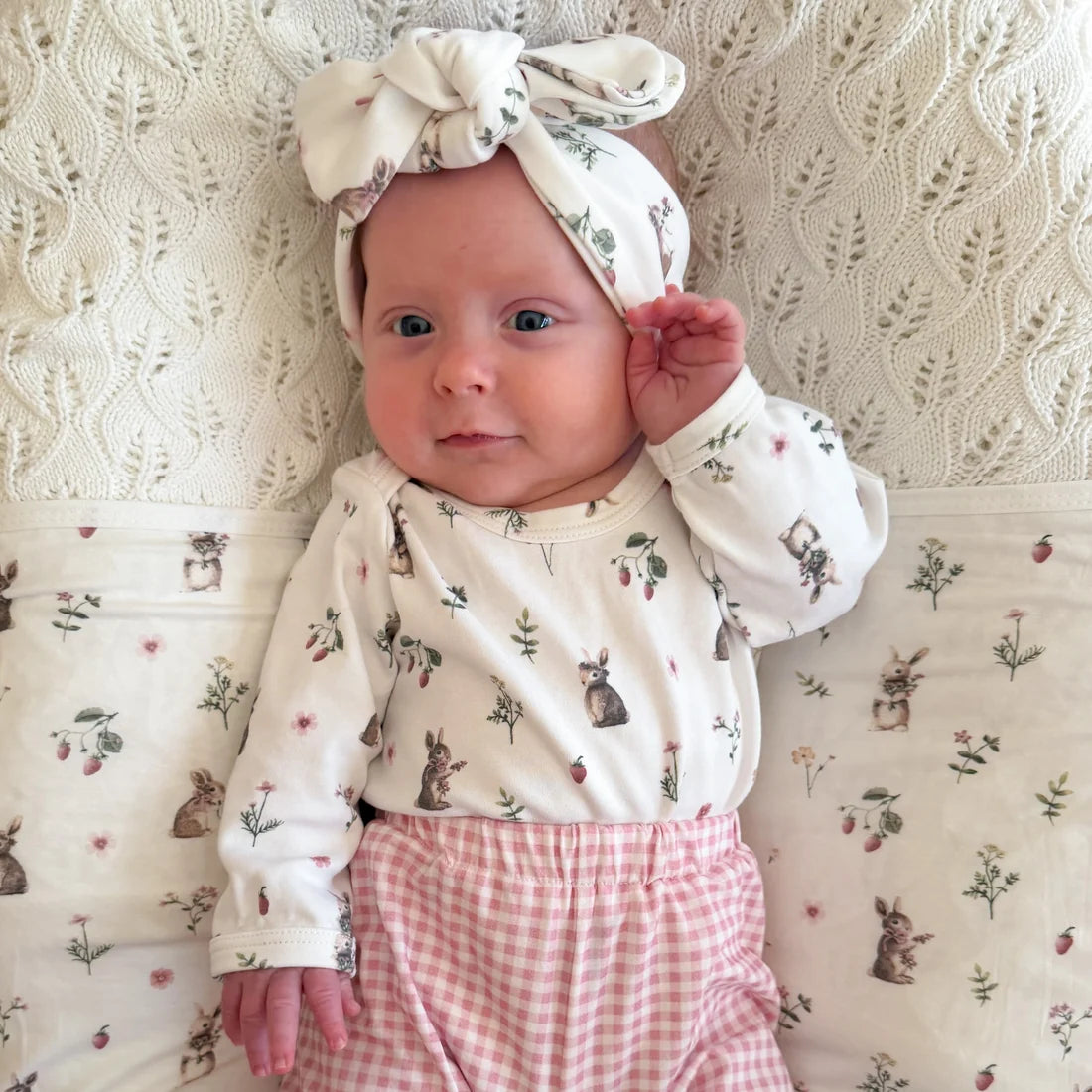 Stretch Swaddle - Flower Picking