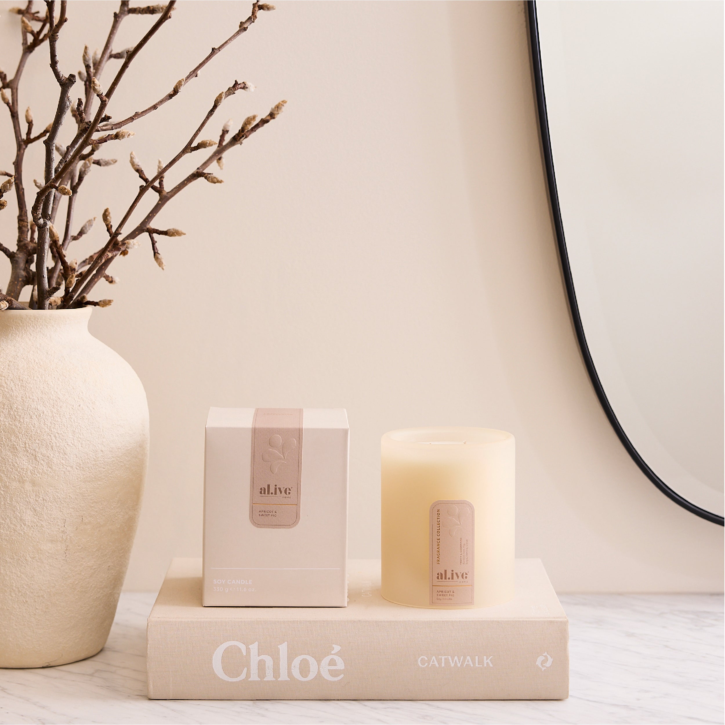 AL.IVE Soy Candle - Apricot and Sweet Fig