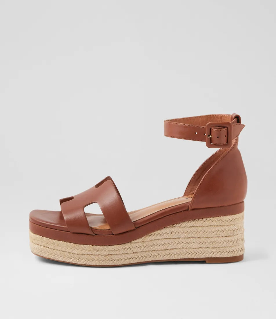 Geegie Tan Leather Sandals