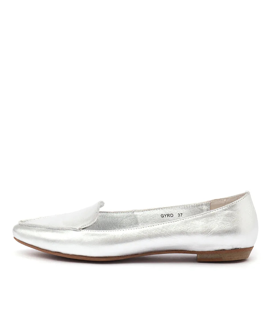 Gyro Silver Leather Flats