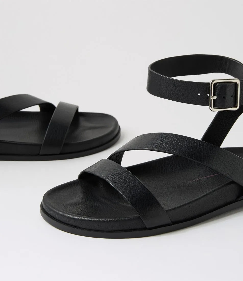 Hilroa Leather Sandals