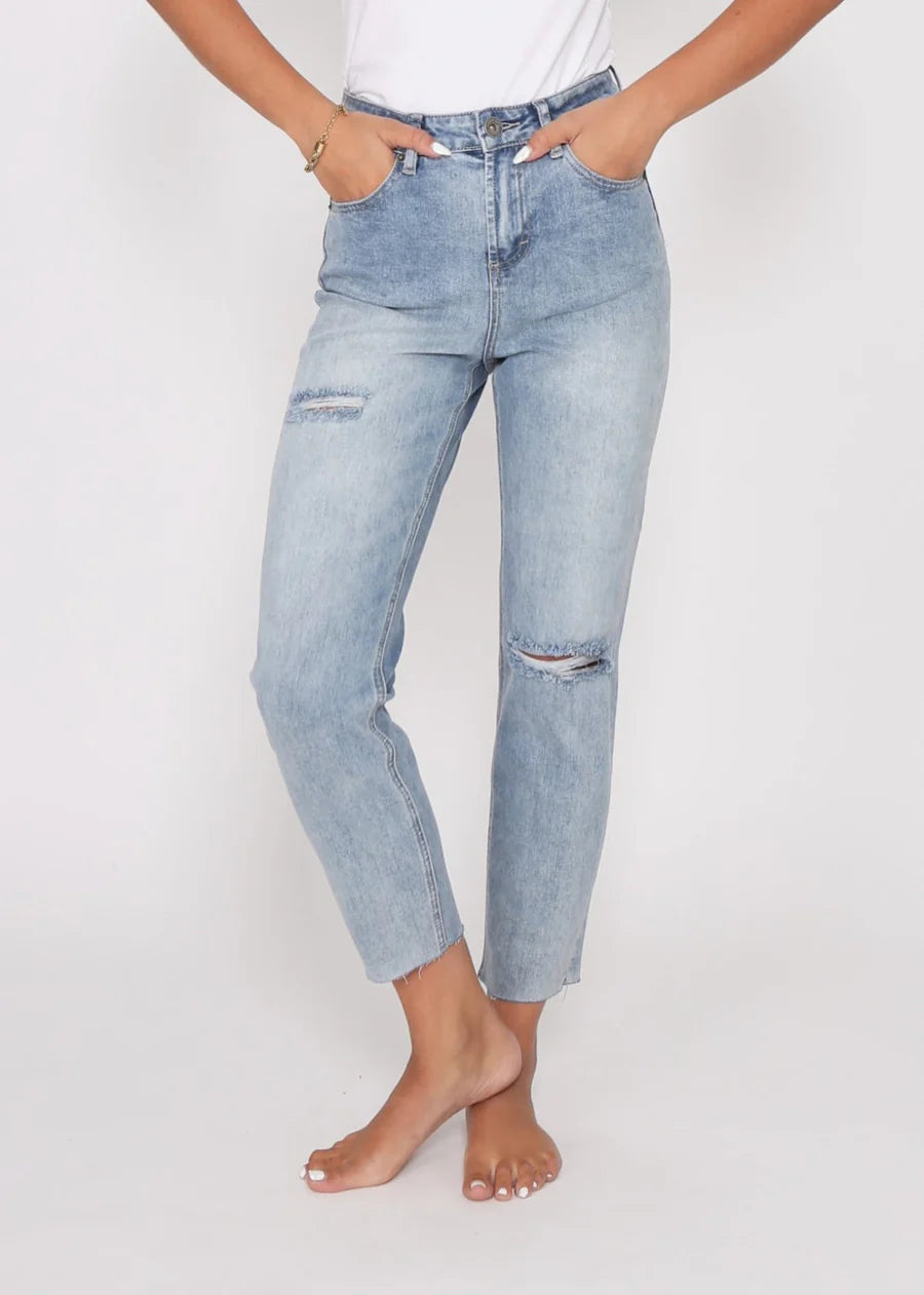Taylor Mom Jean